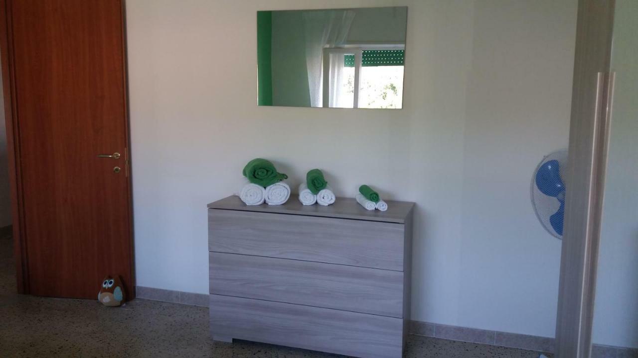 Mela Verde Minturno Bagian luar foto